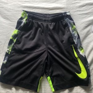Nike boy short 7 size